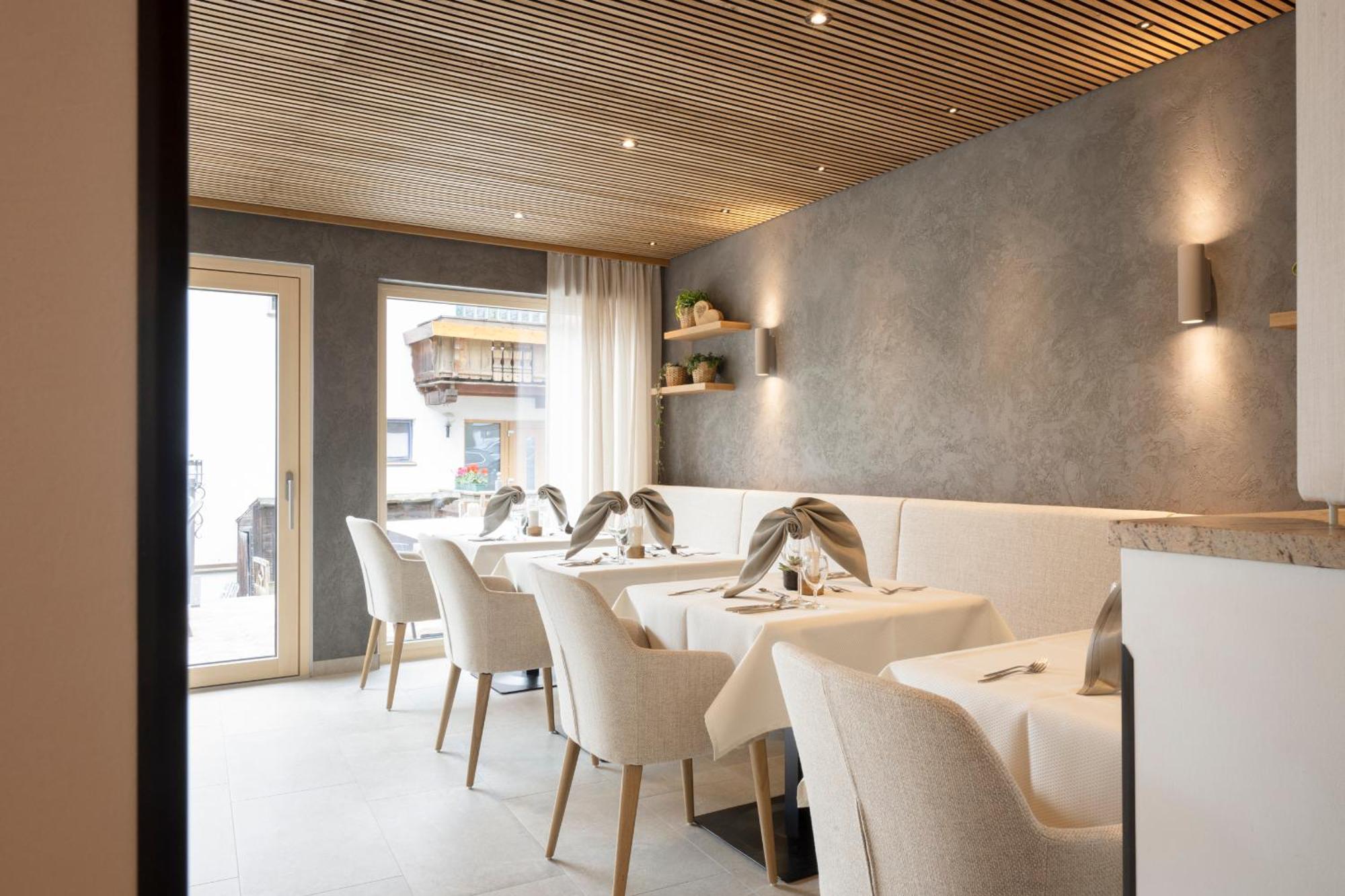 Hotel Angelika Neustift im Stubaital Bagian luar foto